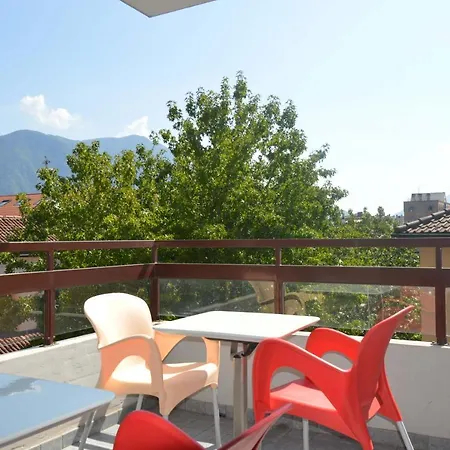 Center With Private Parking Appartamento